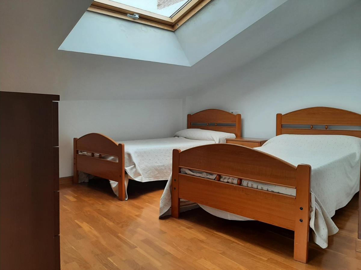 Atico La Plaza Apartment Arriondas Bagian luar foto