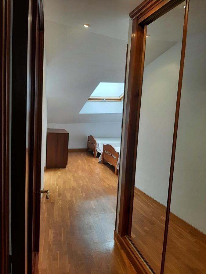 Atico La Plaza Apartment Arriondas Bagian luar foto