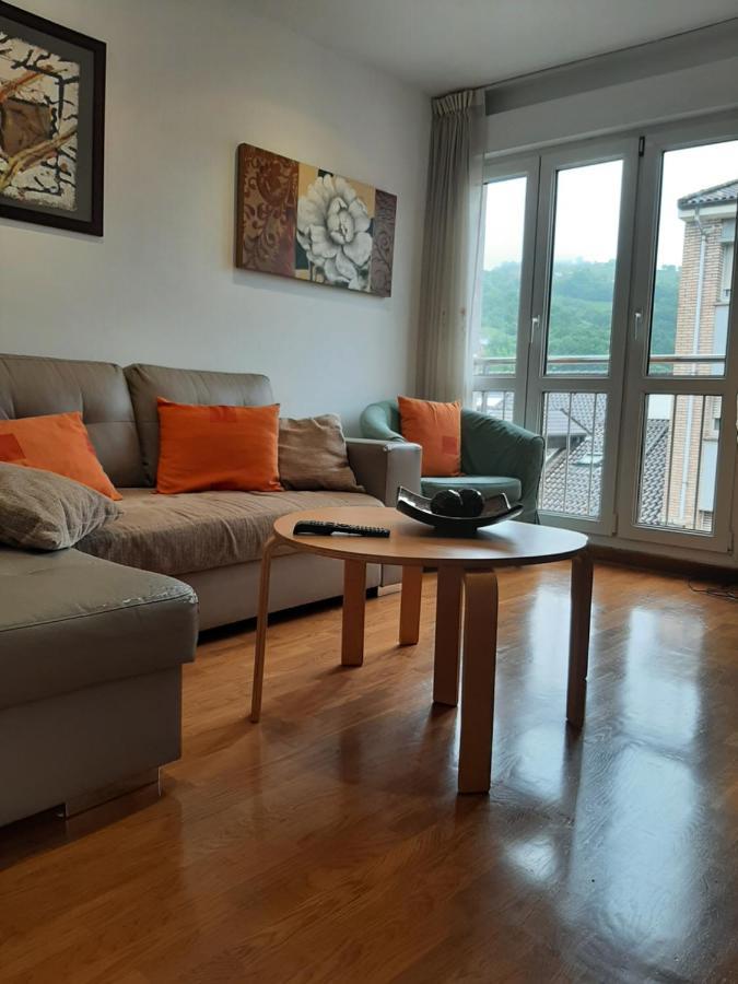 Atico La Plaza Apartment Arriondas Bagian luar foto